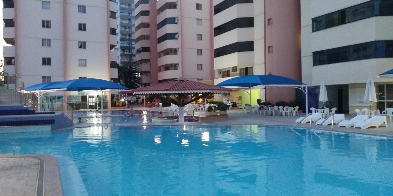 Cond. Parque águas Quentes Apto. 2 Suítes Apartamento